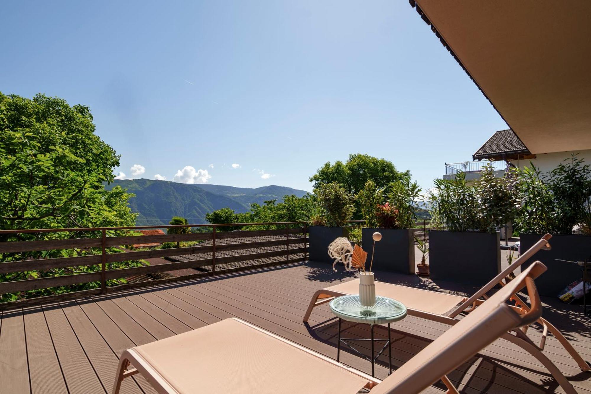 Mountain View Suites Tisens Екстер'єр фото